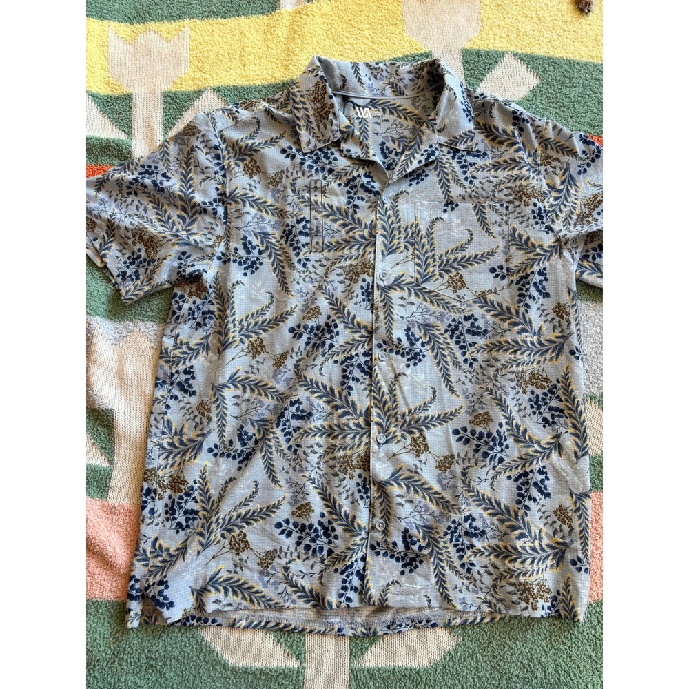 VRST‎ Resort Short Sleeve Shirt Performance Stretch Size Medium